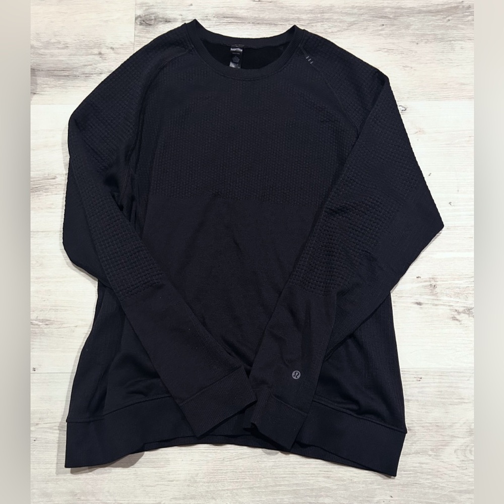 Lululemon Black Long Sleeve Crewneck